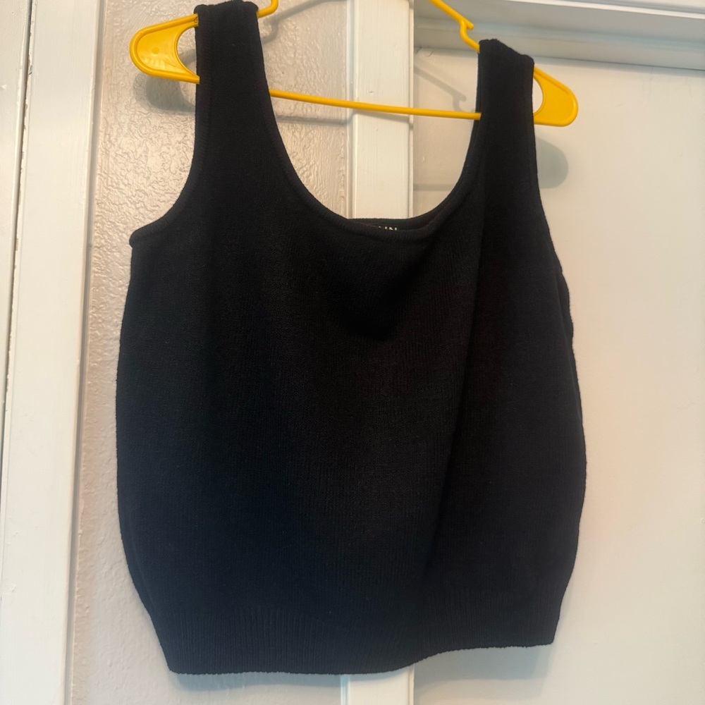 ST. JOHN Black Knit Tank Top, in great condition for